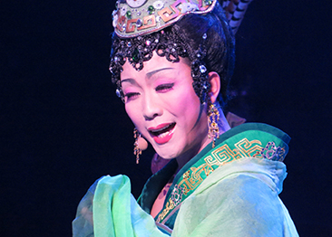 李玉刚