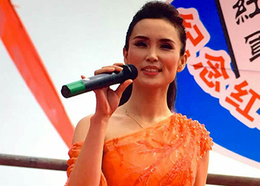 崔丽